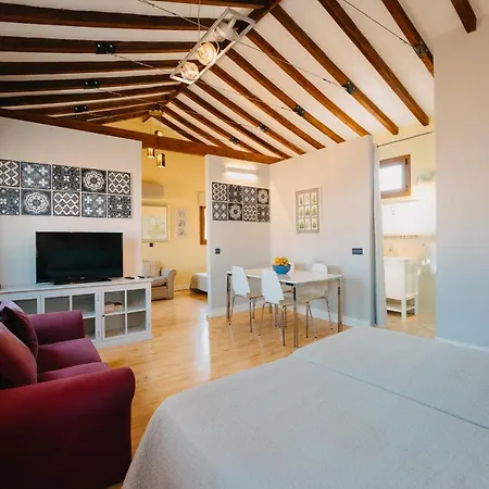Top2stay Bed & Breakfast 2*